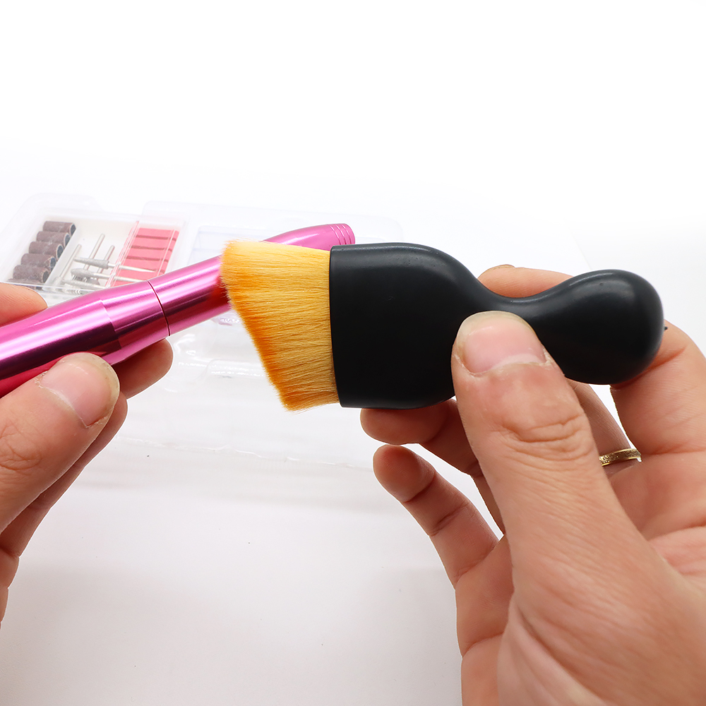 Brosse à ongles polyvalente à  - Furniture Hardware Nails avis et prix